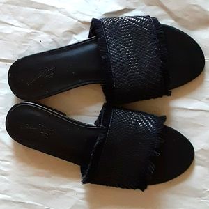 Sandals NEW. FREE IN BUNDLE